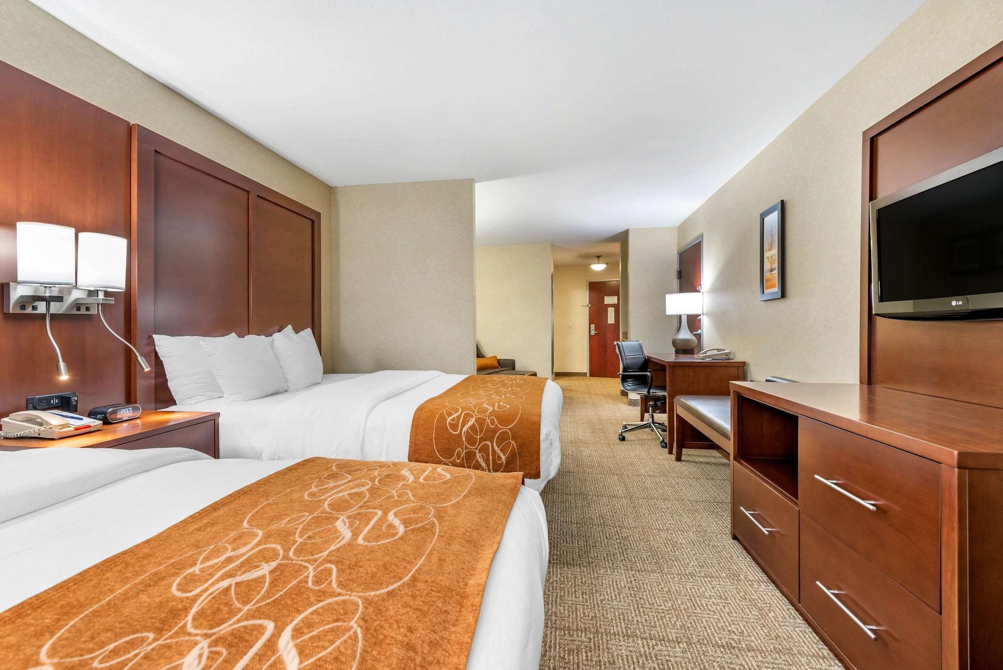 Comfort Suites South Elkhart Buitenkant foto