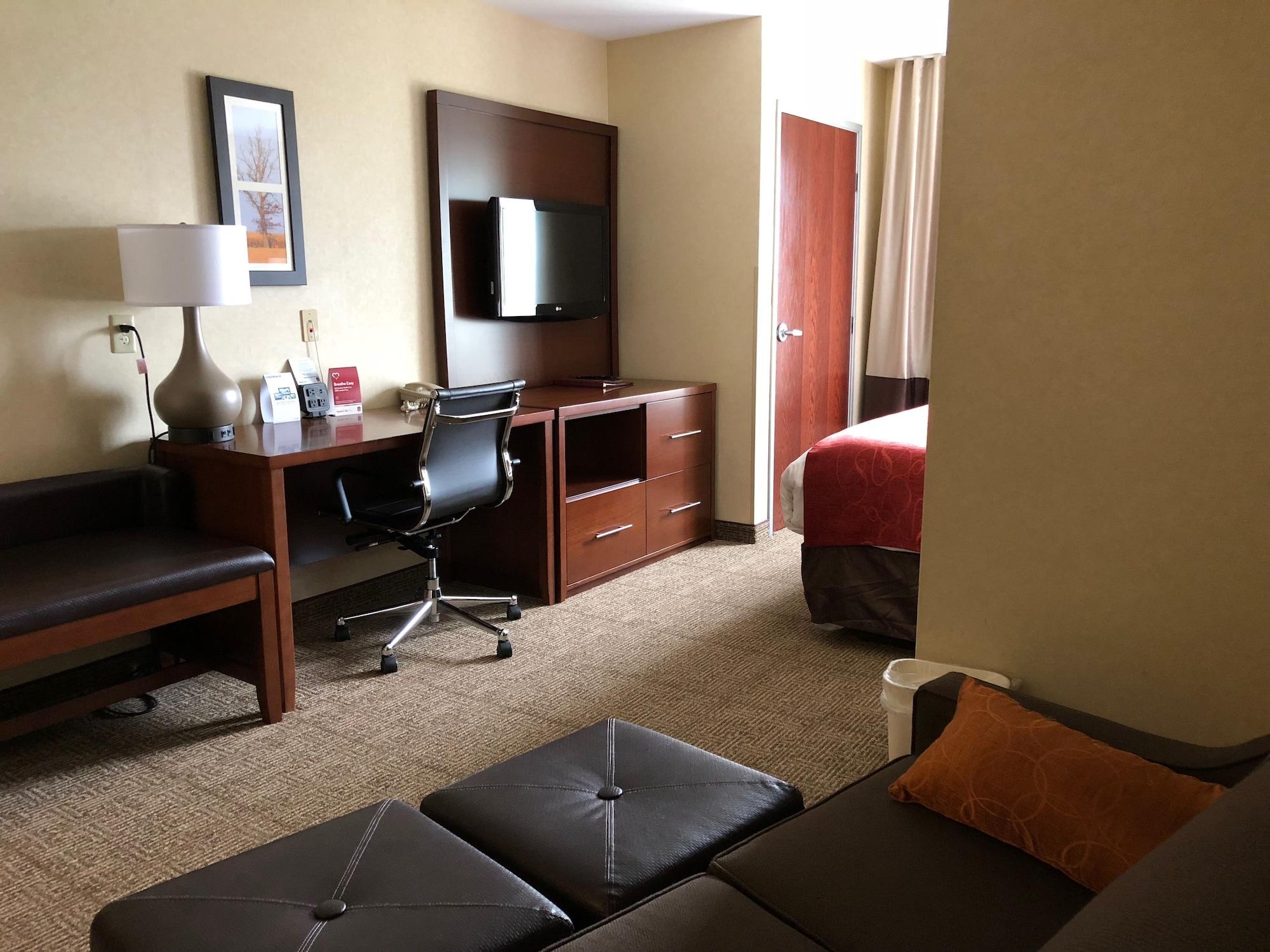 Comfort Suites South Elkhart Buitenkant foto