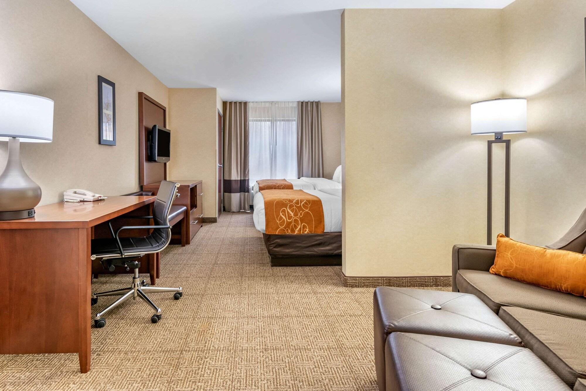 Comfort Suites South Elkhart Buitenkant foto
