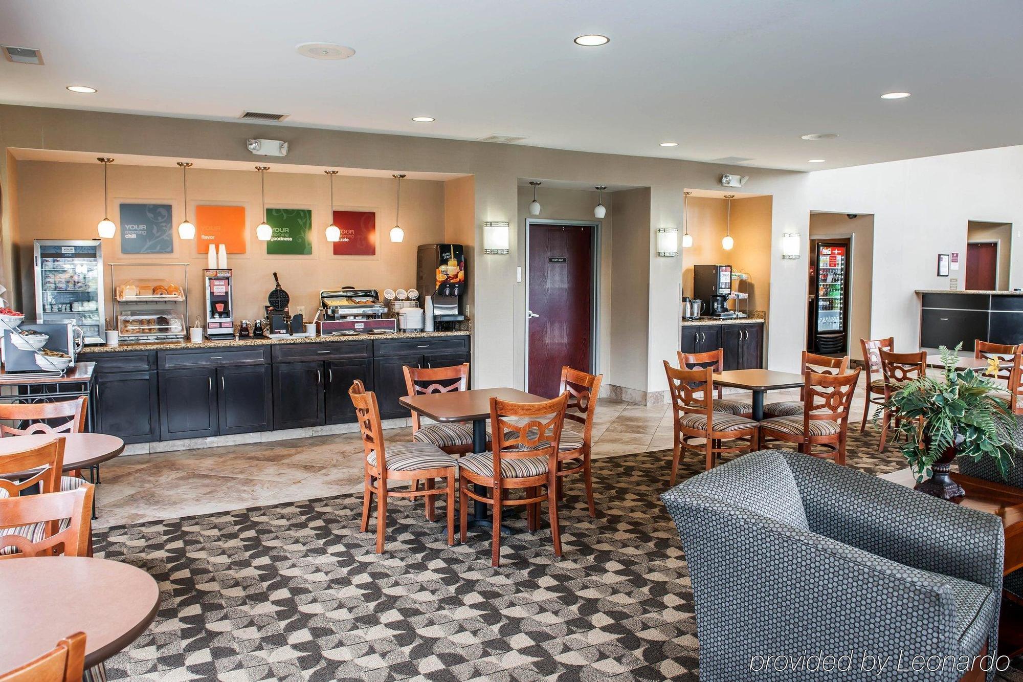 Comfort Suites South Elkhart Buitenkant foto